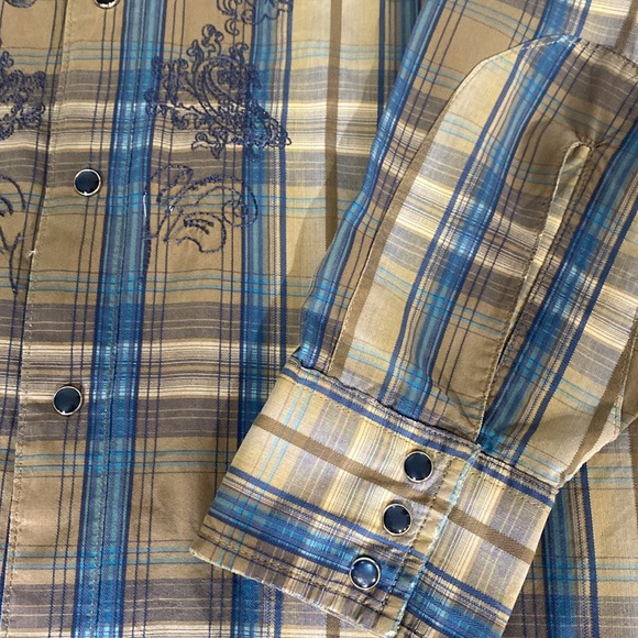 Vintage Wrangler Western Tan Embroidered Long Sleeve Blue Snap Button Shirt Sz L - Picture 6 of 16